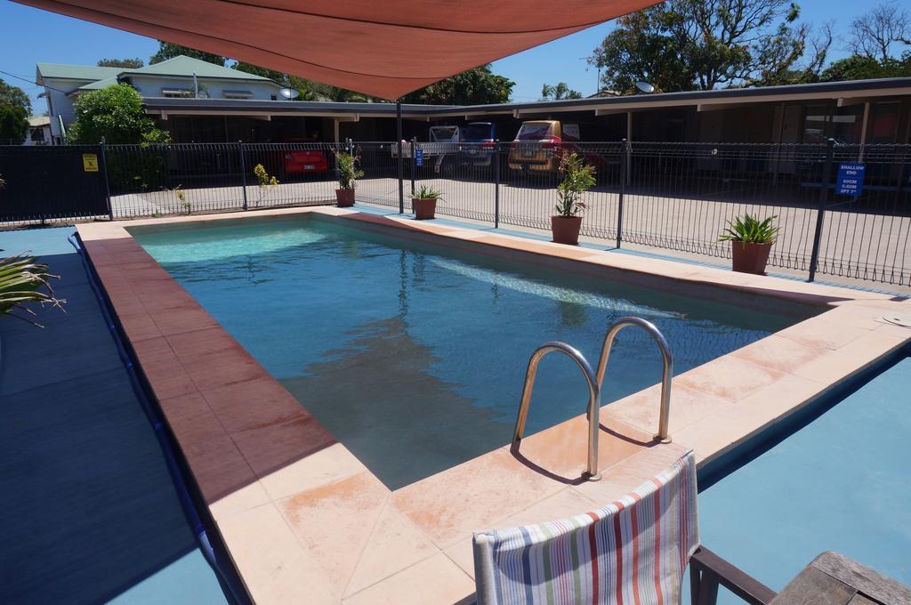 A & A Motel Proserpine Buitenkant foto