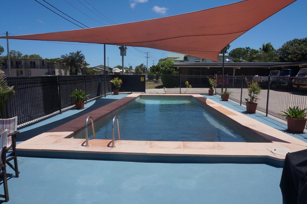 A & A Motel Proserpine Buitenkant foto