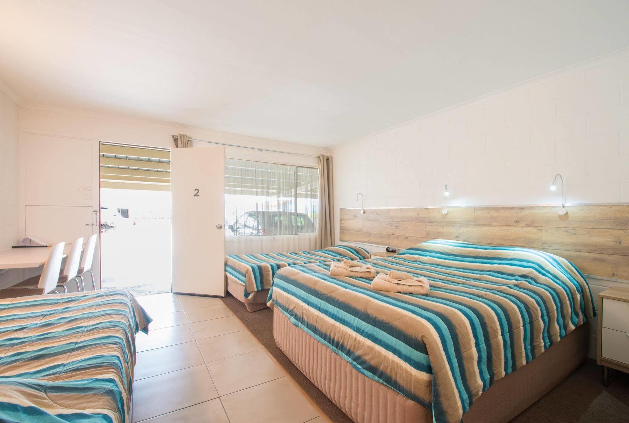 A & A Motel Proserpine Buitenkant foto